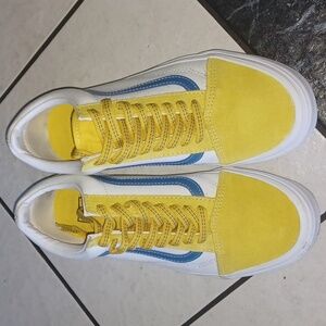 VANS Old Skool Yellow Suede Cap Toe Lace Up Low Top Sneakers (Unisex)